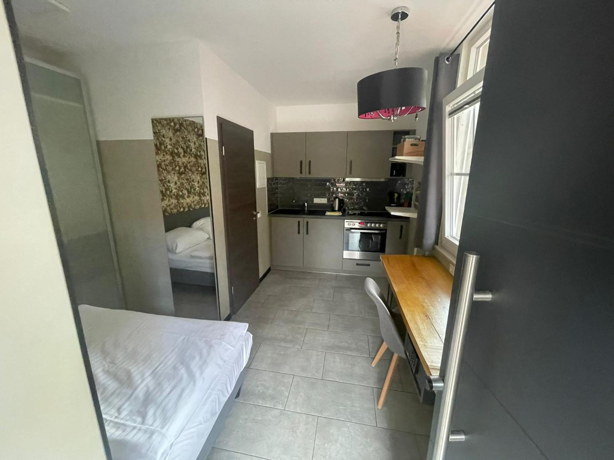 Zentrales Kobytinyhaus City Apartment Herford,Wlan,Parkplatz Extérieur photo