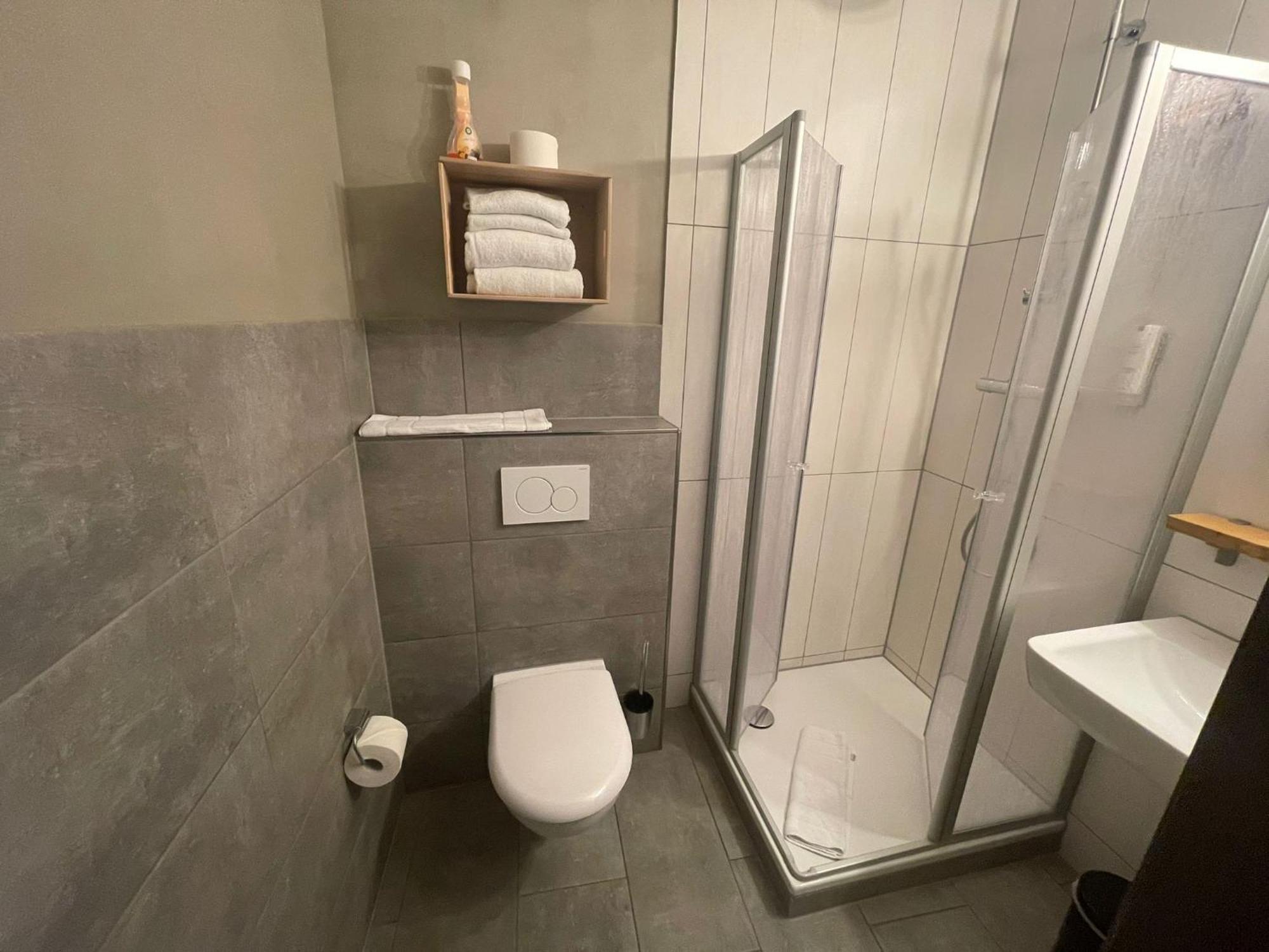 Zentrales Kobytinyhaus City Apartment Herford,Wlan,Parkplatz Extérieur photo