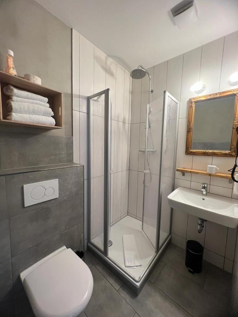 Zentrales Kobytinyhaus City Apartment Herford,Wlan,Parkplatz Extérieur photo